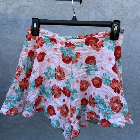 Floral Two-Piece Set - Picture 3 of 8